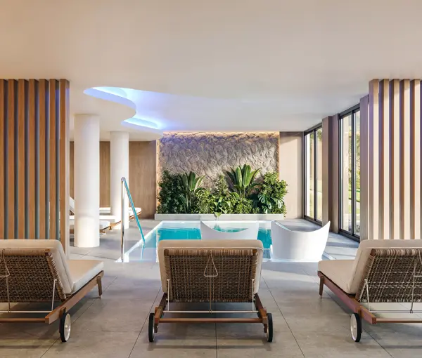 Piscina interior de Aurora II, Punta del Este